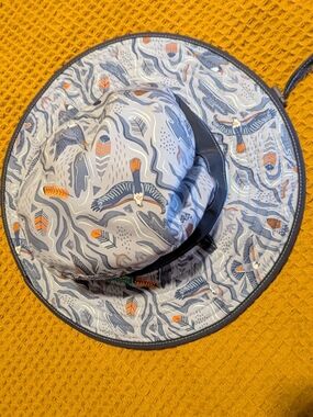 Sunday Kids Sun Hat in Gray, Blue, Orange Bird Print